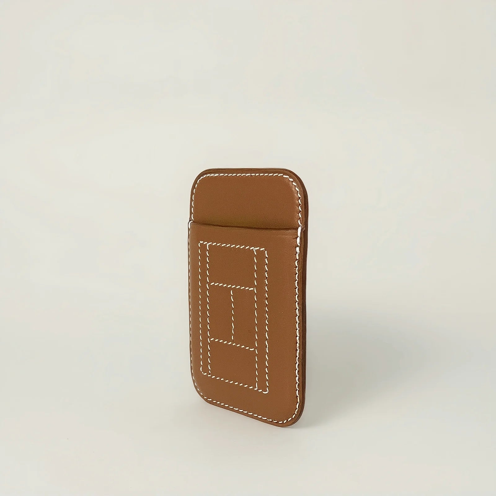 "Tennis Court" MagSafe card holder