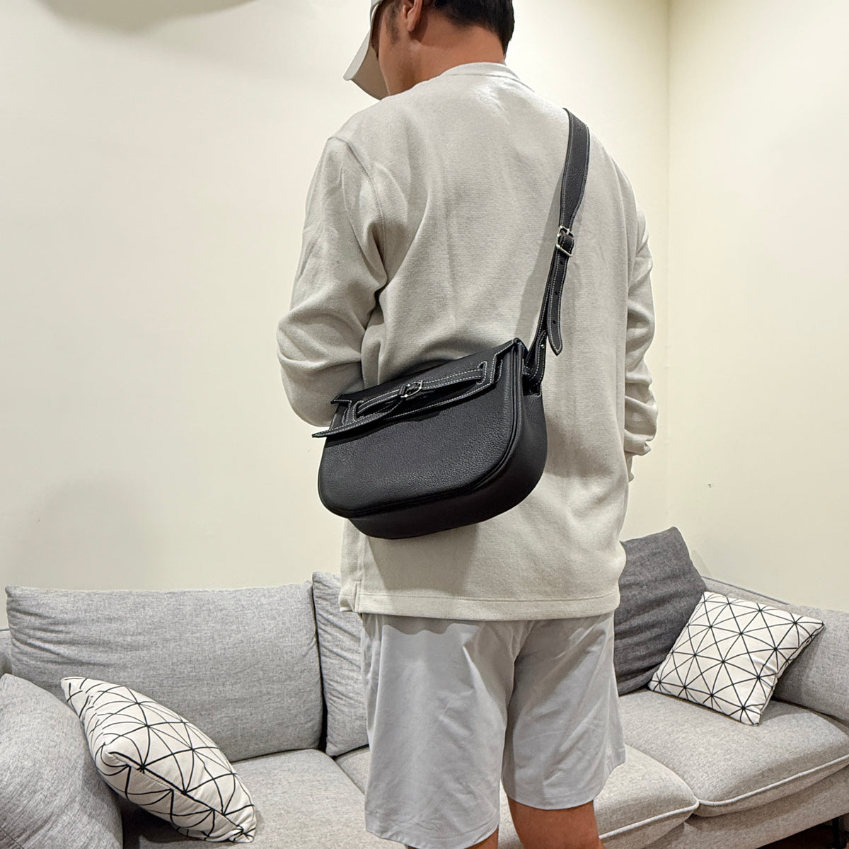 [Pre-Order] Hamburger Crossbody Bag -Mid November Delivery